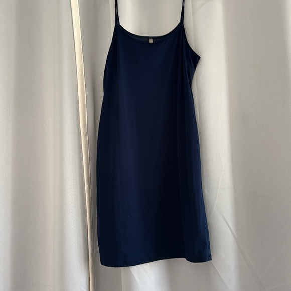 Neiman Marcus Lace Long Column Dress - Navy Blue - Picture 6 of 7